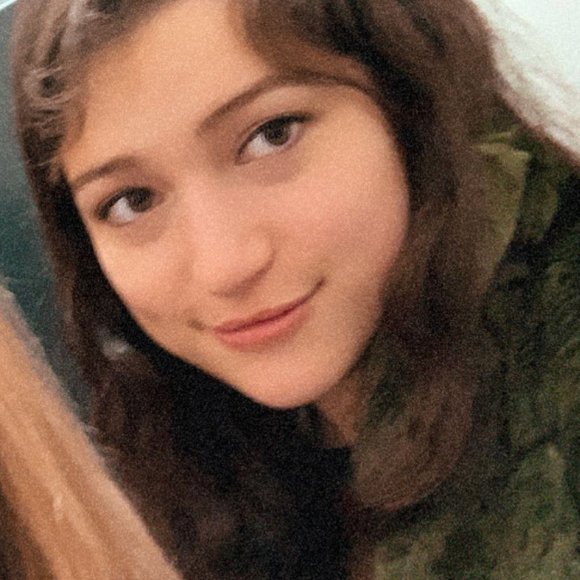 Meet your Posher, Rachel - Picture 1 of 1